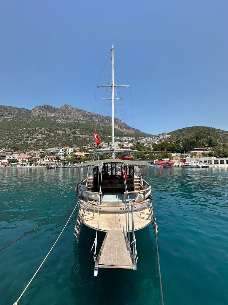 Aslım-Anka Boat