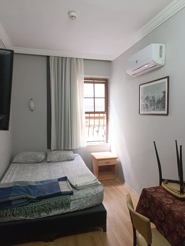 Camel Hotel & Apart
