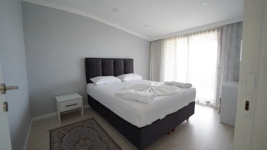 Gardenya Lara Suit Hotel
