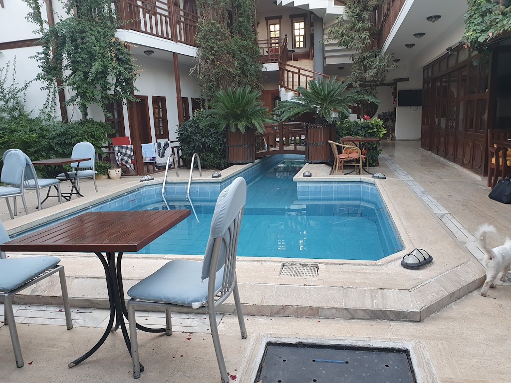 Hotel Karyatit Kaleiçi