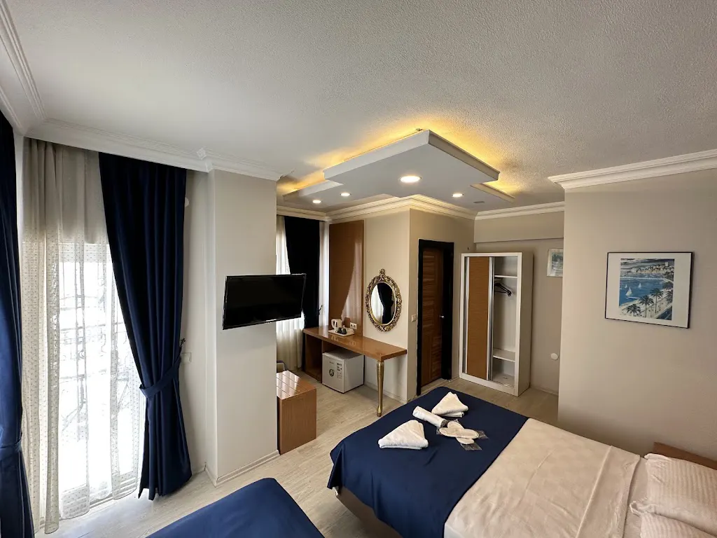 Serenity Suit Hotel