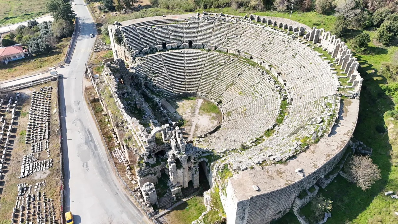 Perge Antik Kenti