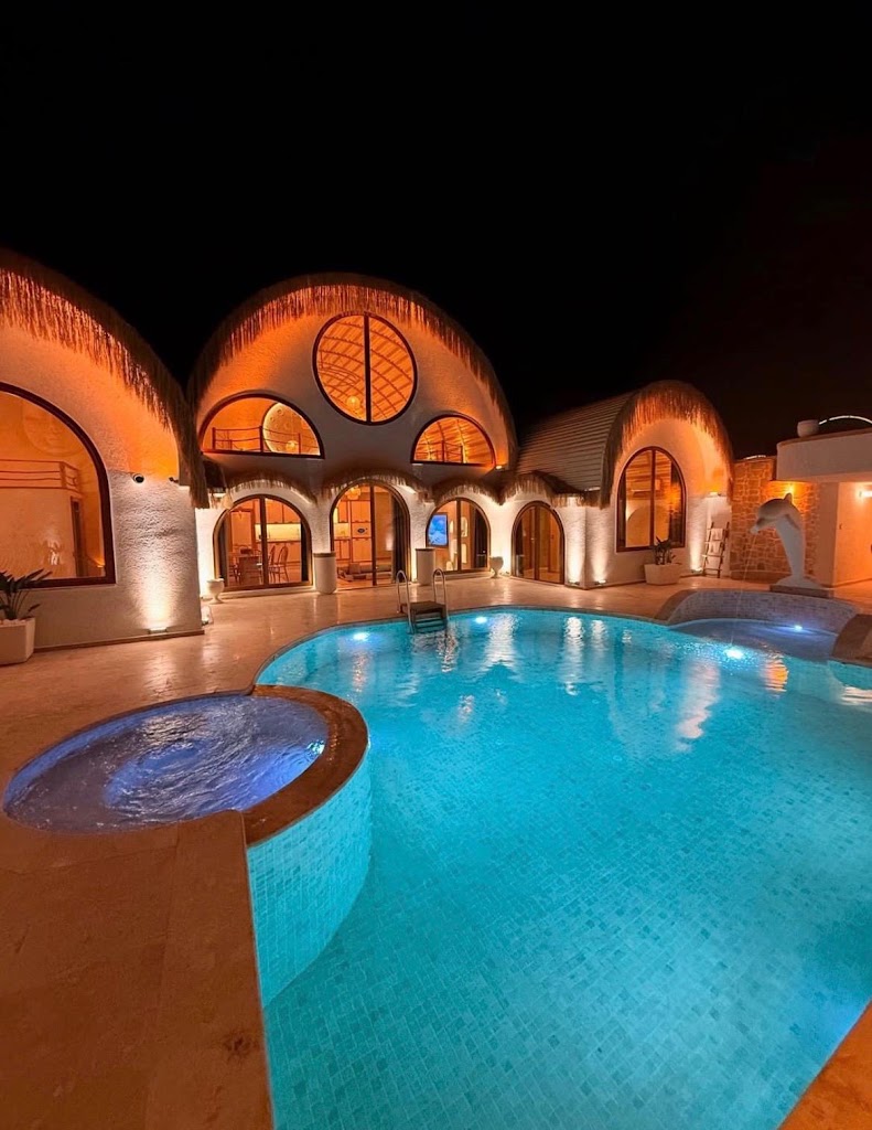 Gaudy Bungalov