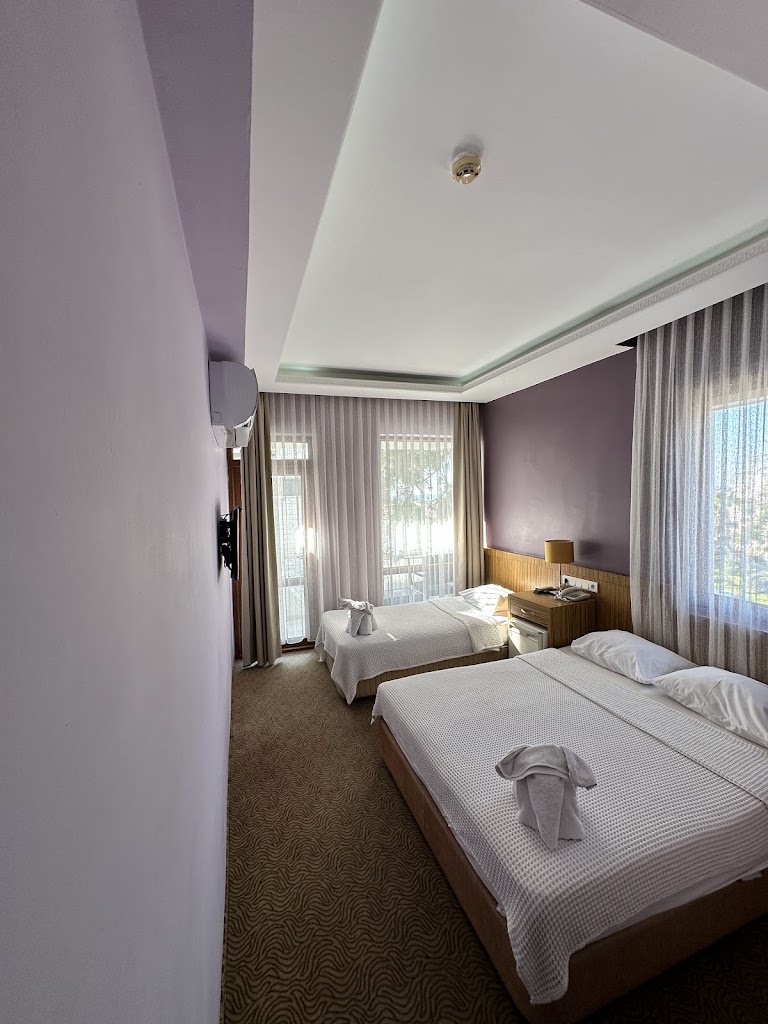 Lara Kapris Otel