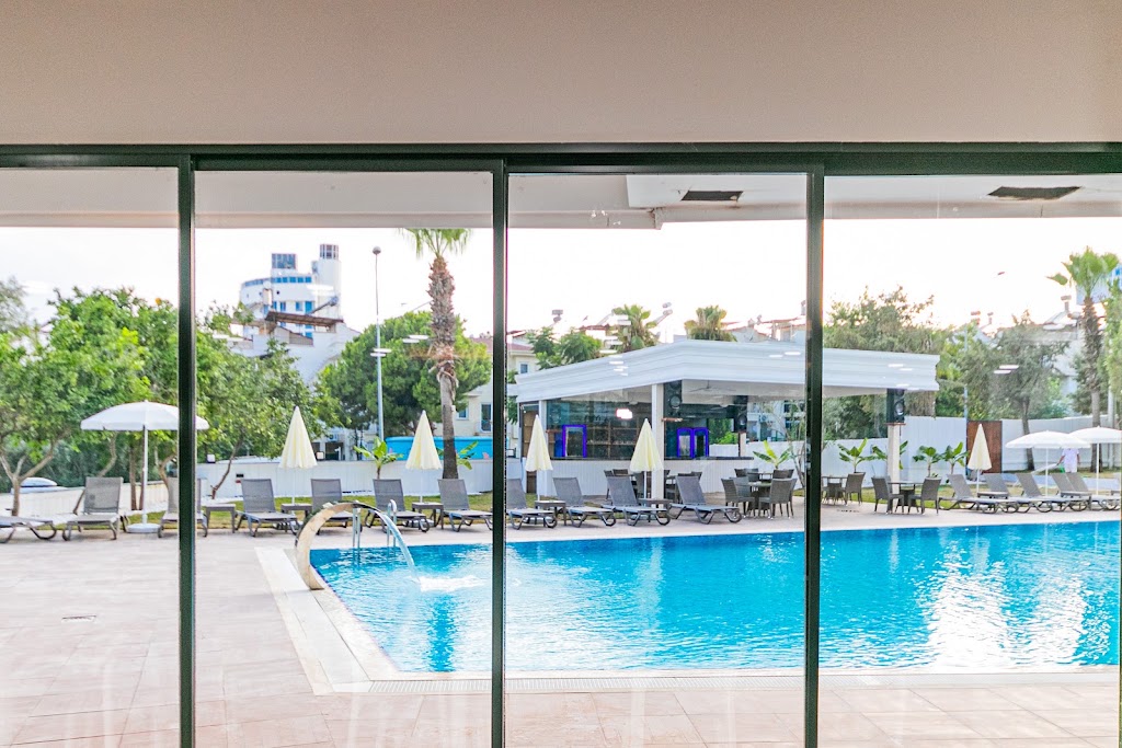 Lara World Hotel & Spa