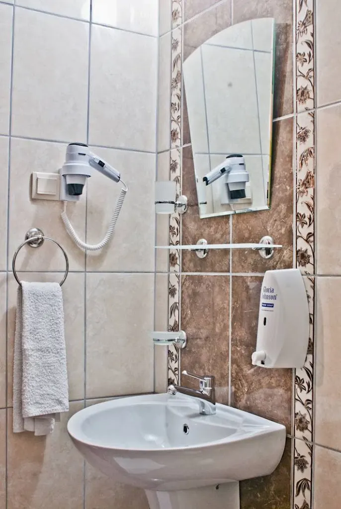 Tepe Hotel