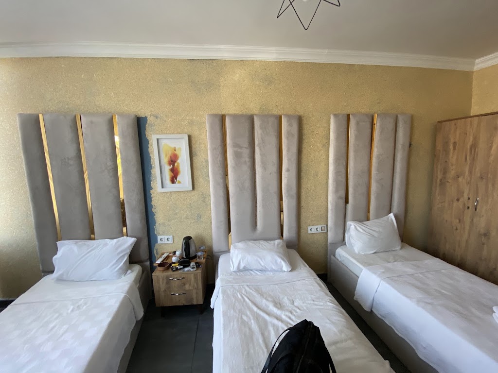 Grand Niki Hotel & Spa