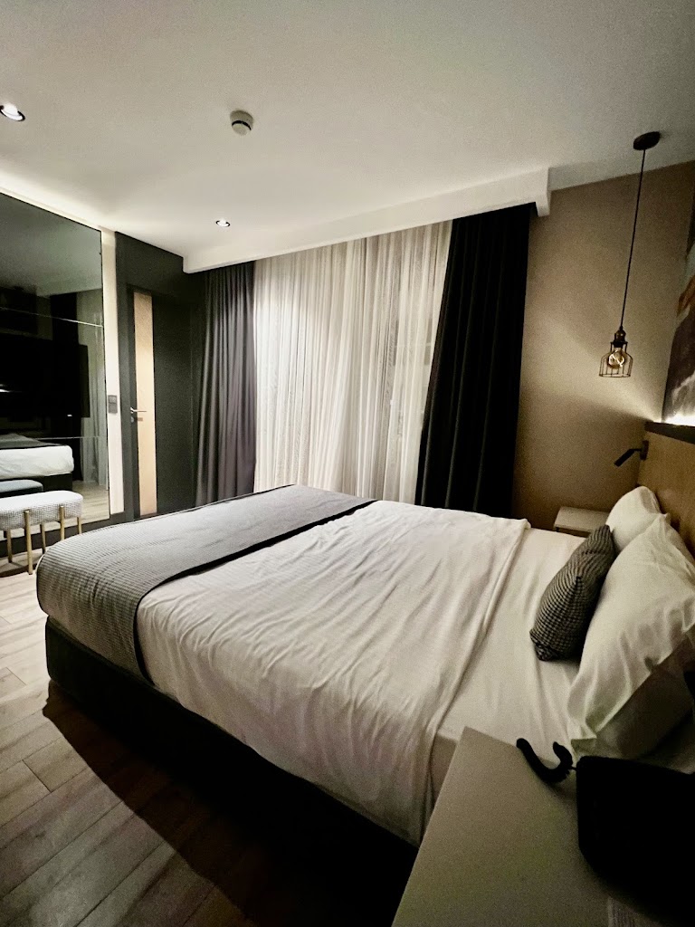 Ni Hotel Lara
