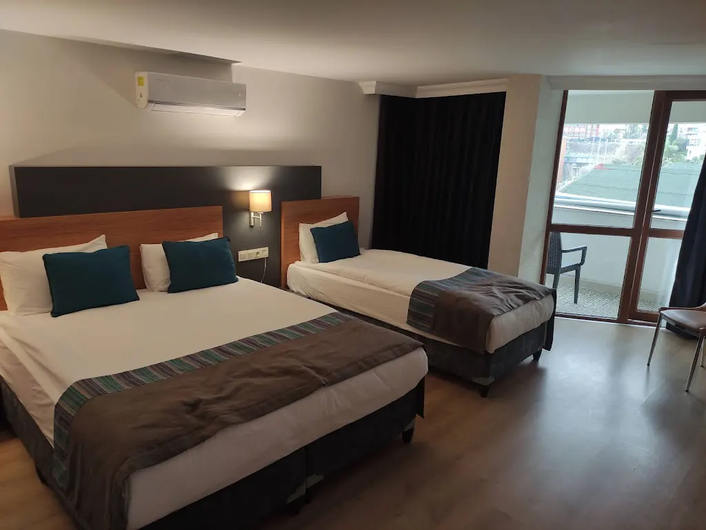 Qinn Hotels