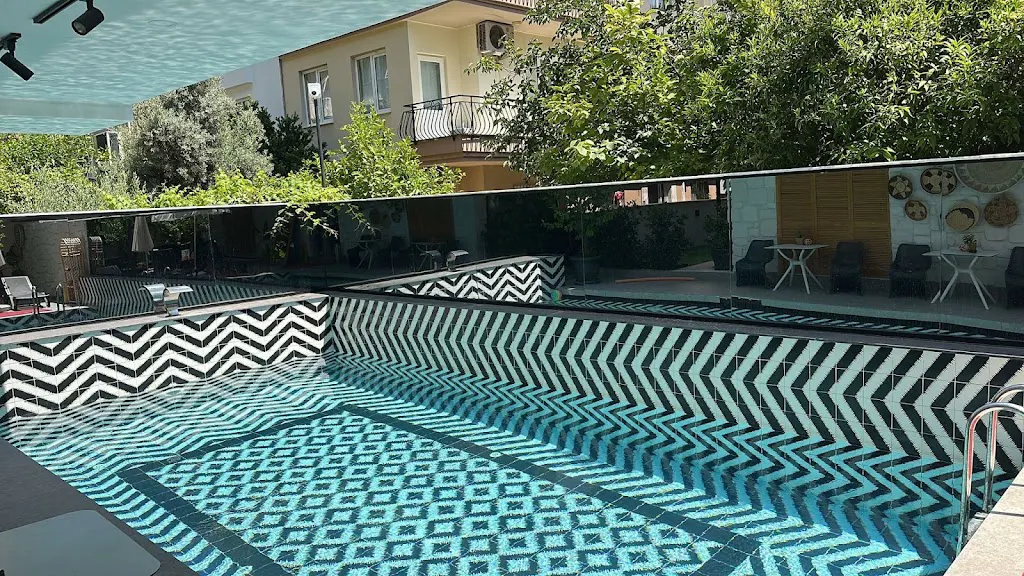 Ella Suites Hotel