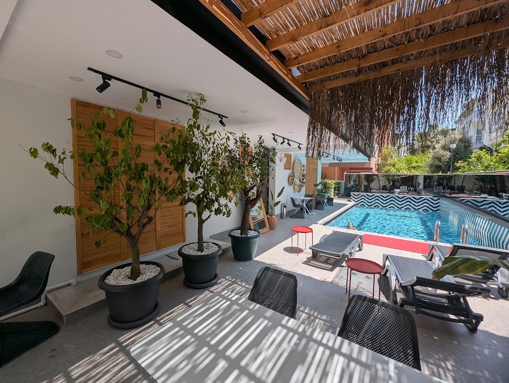 Ella Suites Hotel