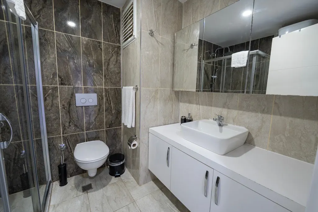 Lara Breeze Homes