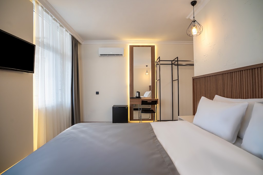 Ola Hotel