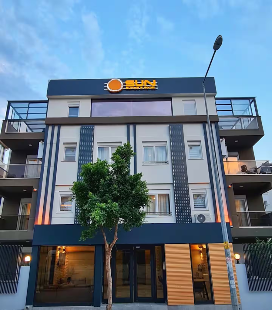Sun Suites Lara