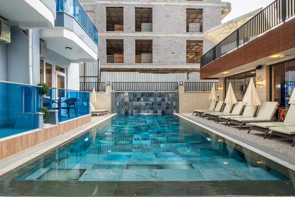 Üstün Apart Otel