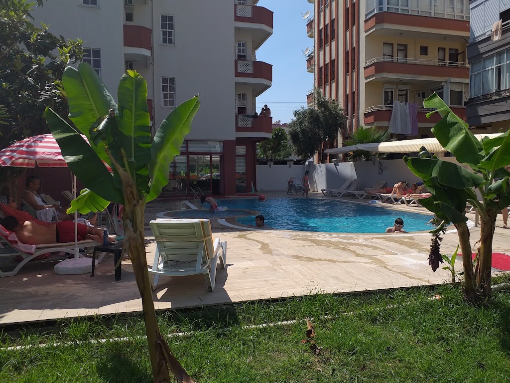 Cozmina Apart Hotel