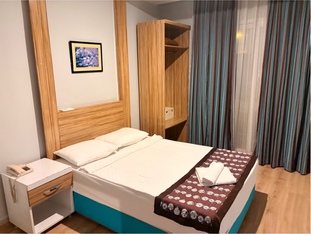 Aslan Corner Hotel