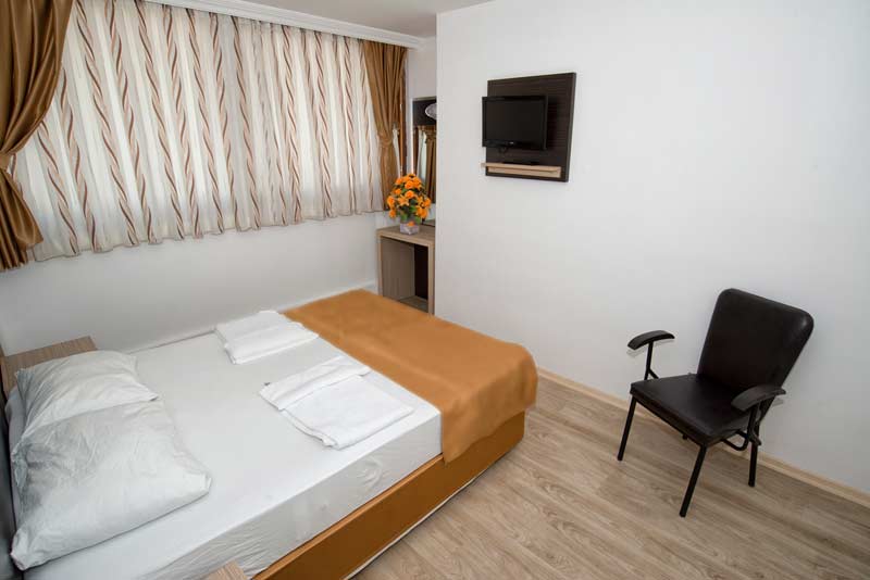 Kleopatra Develi Otel