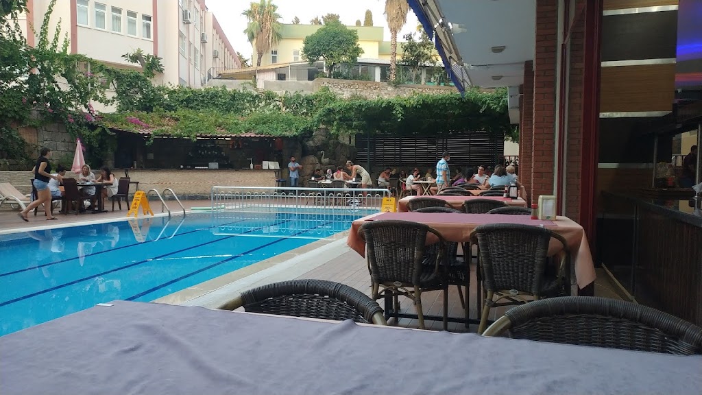 Diamore Hotel