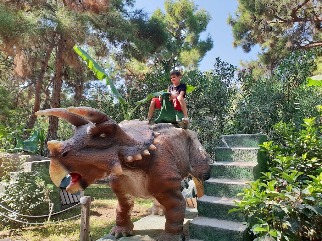 Dinopark - Dino Lezzet Park