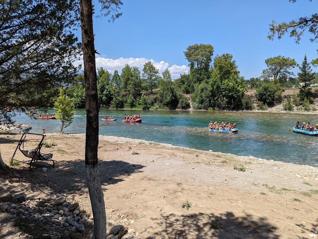 Mega Rafting