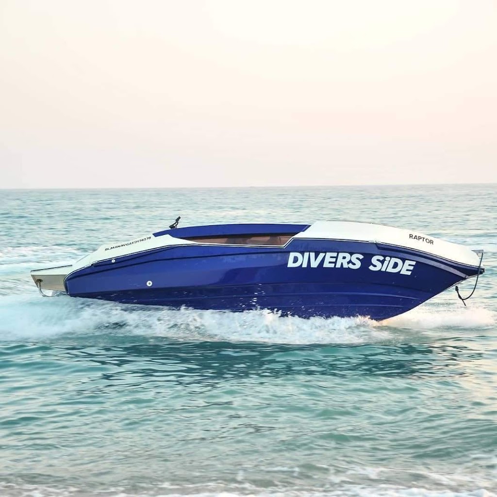 Divers Side Diving Center