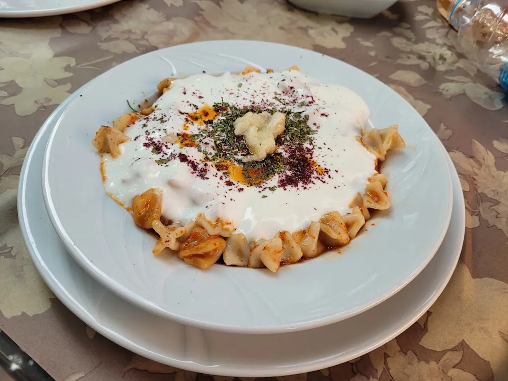 Yöresel Alanya Ev Mutfağı Esma Hanım’ın Yeri