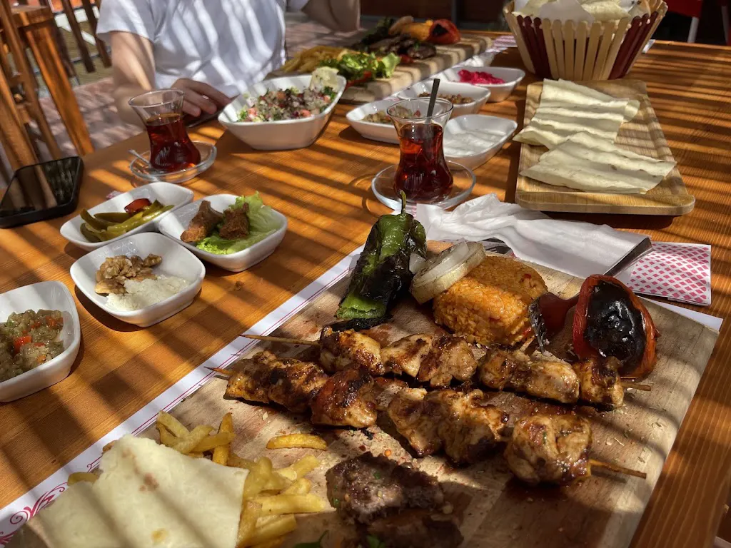 Trysa Restaurant Camping