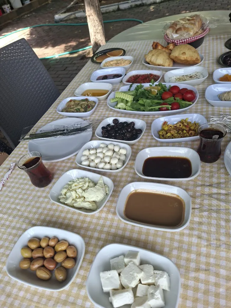 Sammy Garden Köy Kahvaltısı & Havuz