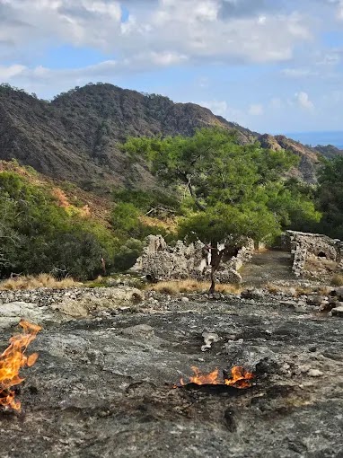 Yanartaş Milli Parkı