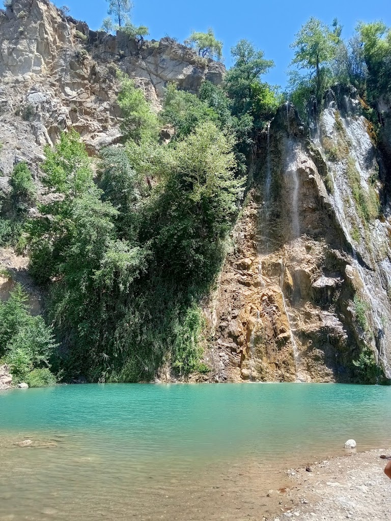 Uçansu Şelalesi