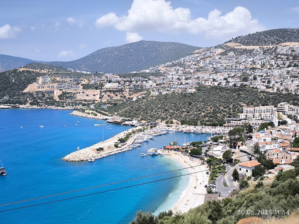Kalkan Halk Plajı