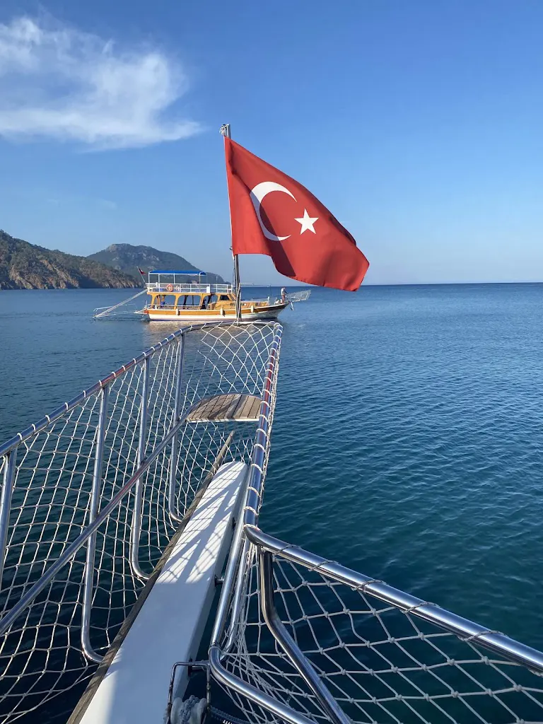 Ekrem Kaptan Ve Onurlu 1