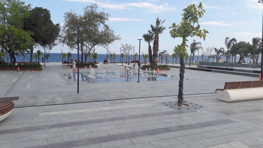 Akdeniz Kent Parkı