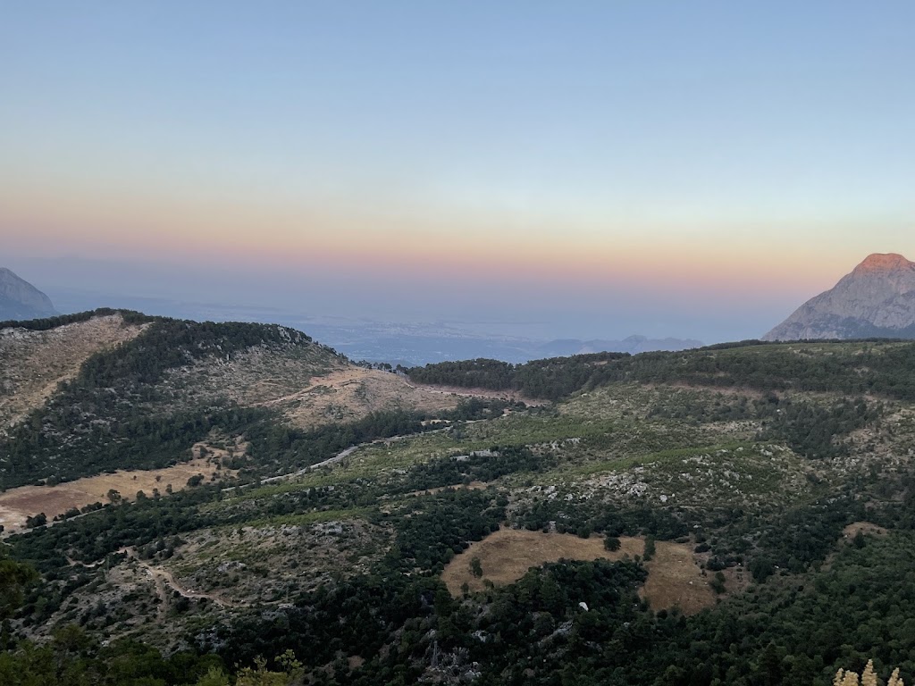 Feslikan Yaylası