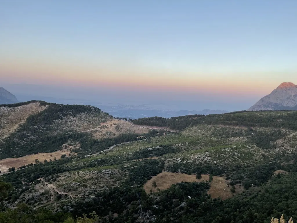 Feslikan Yaylası