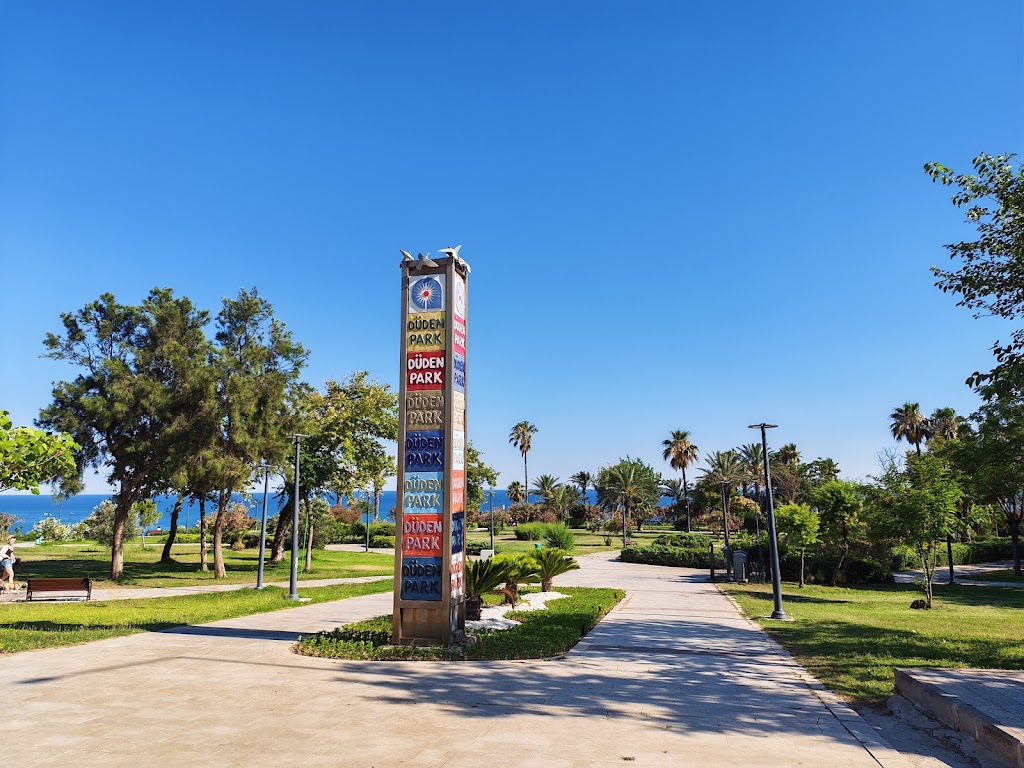Düden Park Monument
