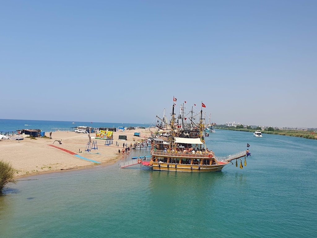Kleopatra Beach