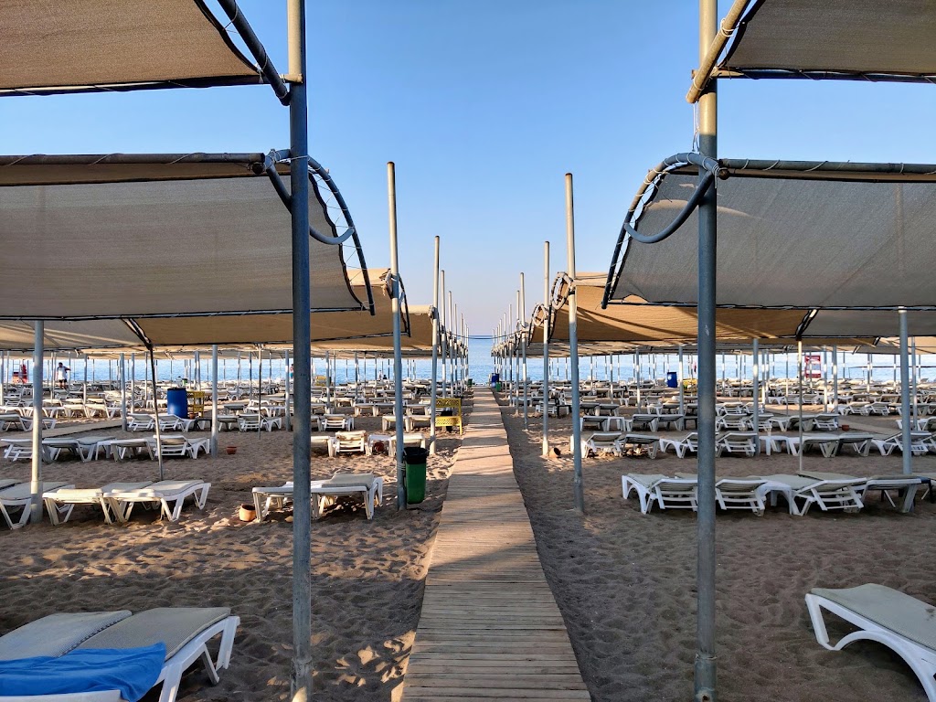 Lake and River Side Private Beach