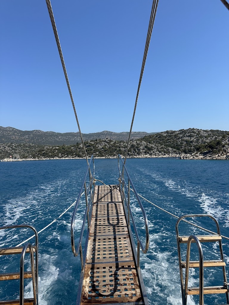 Dennis Boat