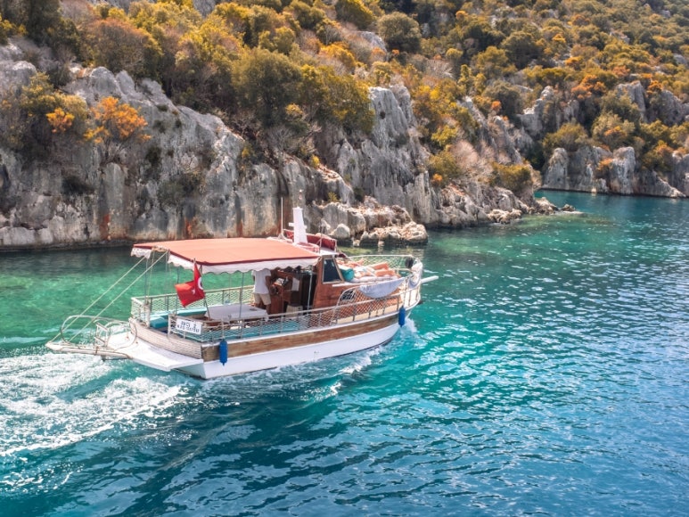 Simena Boat
