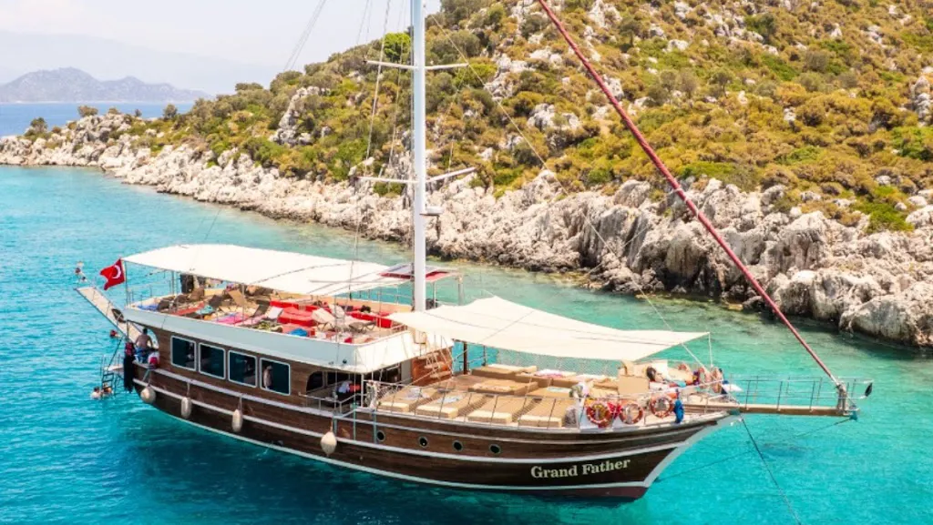 Grand Father Boat