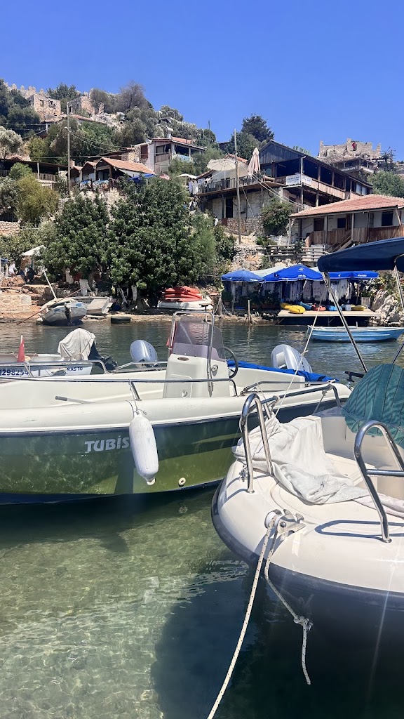Grand Safari Boat