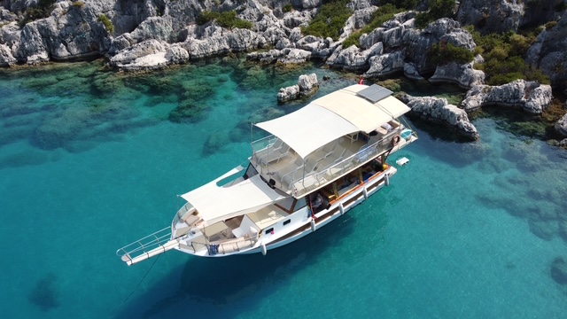 Kardeşim-M Boat