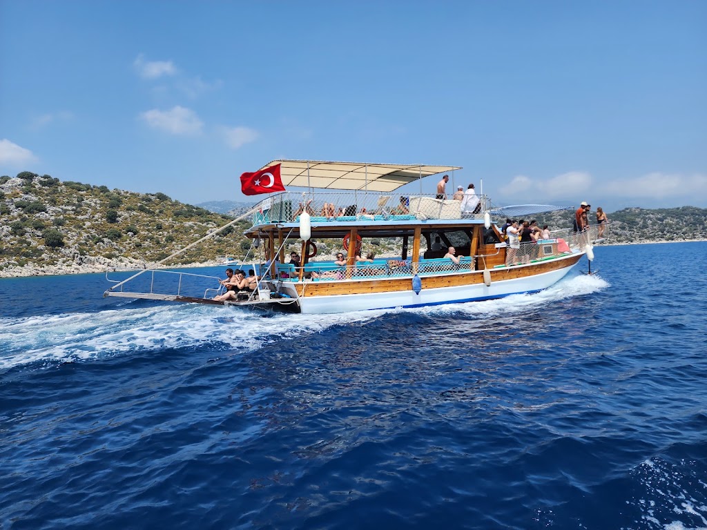 Gülhan 1 Boat