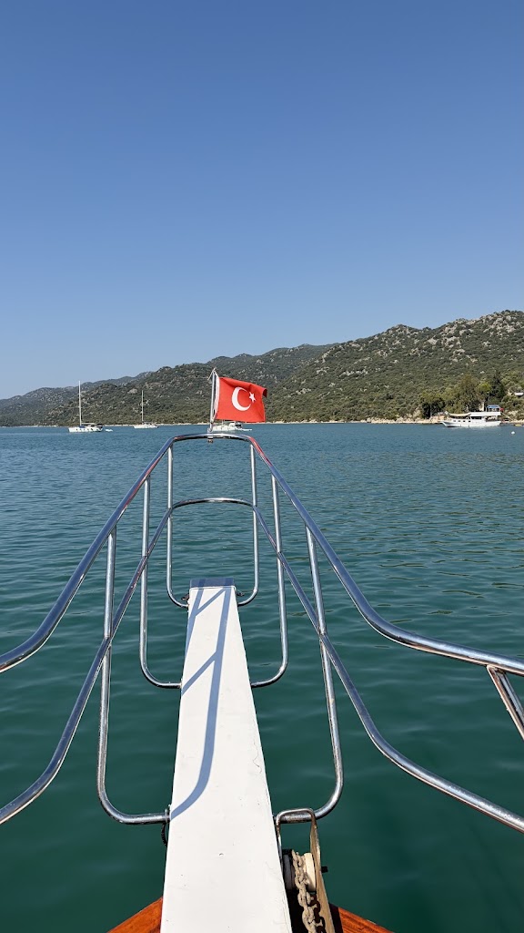 Neşeli Yacht