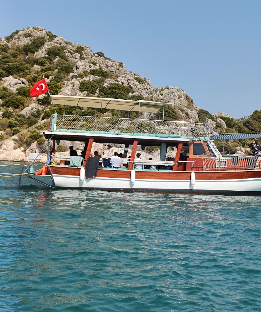 Neşeli Yacht