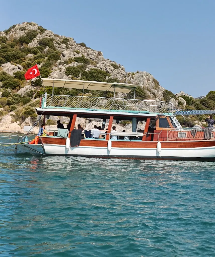 Neşeli Yacht